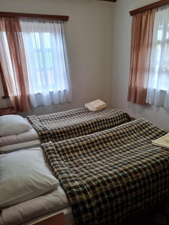 Guest House Shina Omalo Luaran gambar