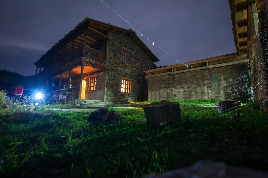 Guest House Shina Omalo Luaran gambar