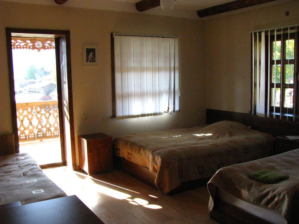 Guest House Shina Omalo Bilik gambar